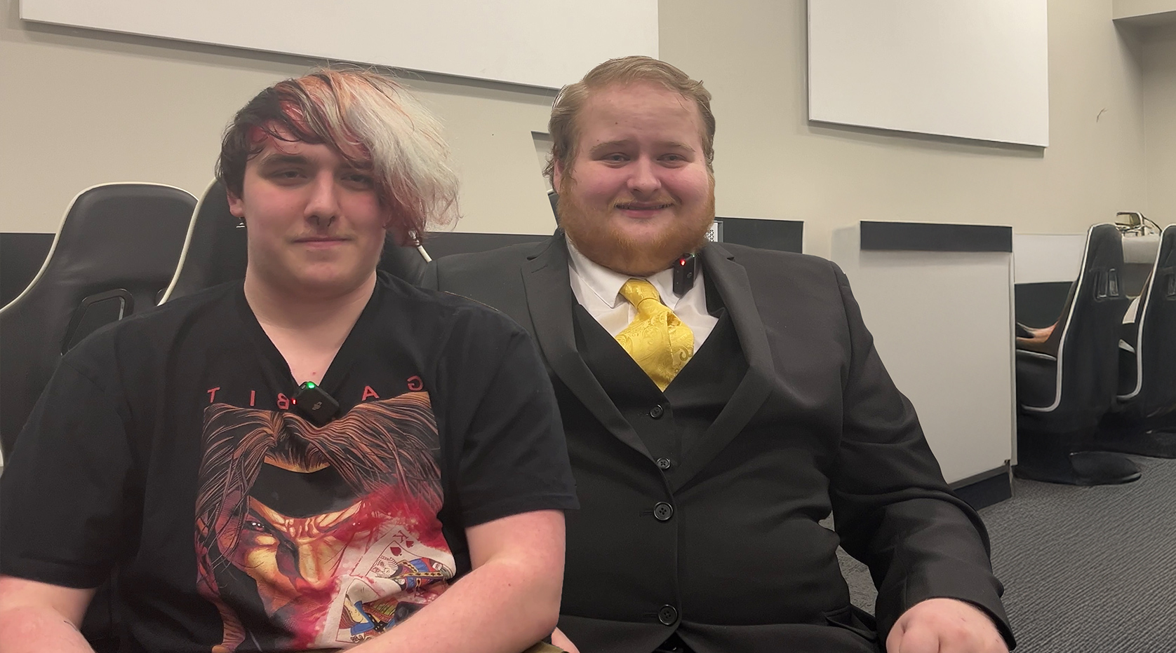 Picture of Esports students Charlie and Oliver