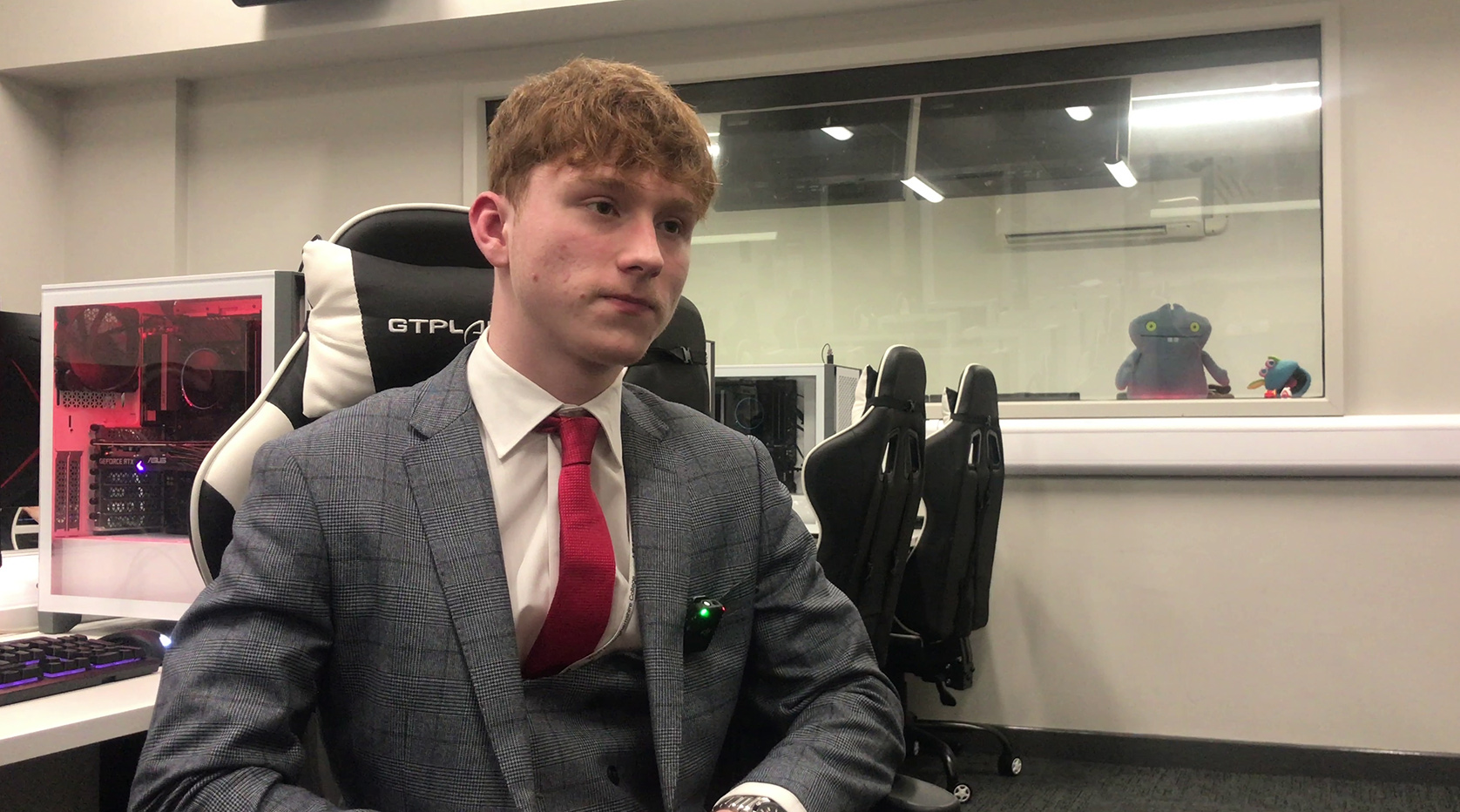 Picture of Esports student Taylor