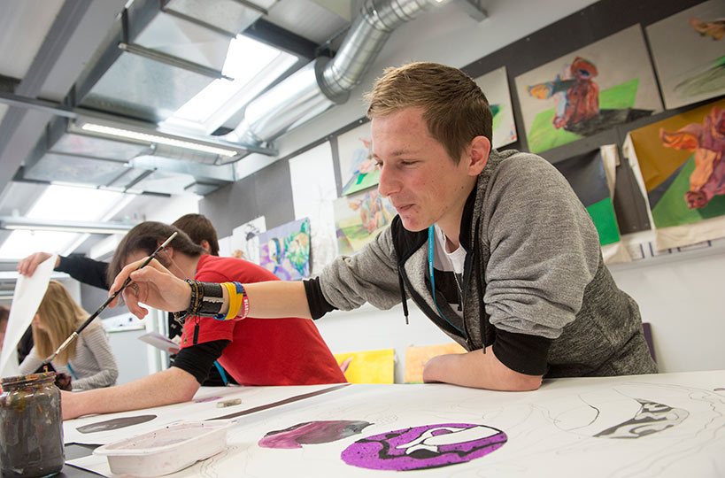 Art and design classes have a practical focus, allowing students to develop their talents further.