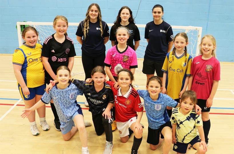 Sports students have dedicated their Tuesday evenings to boost confidence, skills and dreams of Blidworth Bengals under-10s team as part of the sports learning company. 