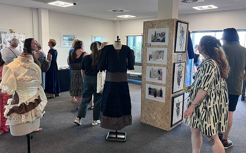 Create Exhibition 18