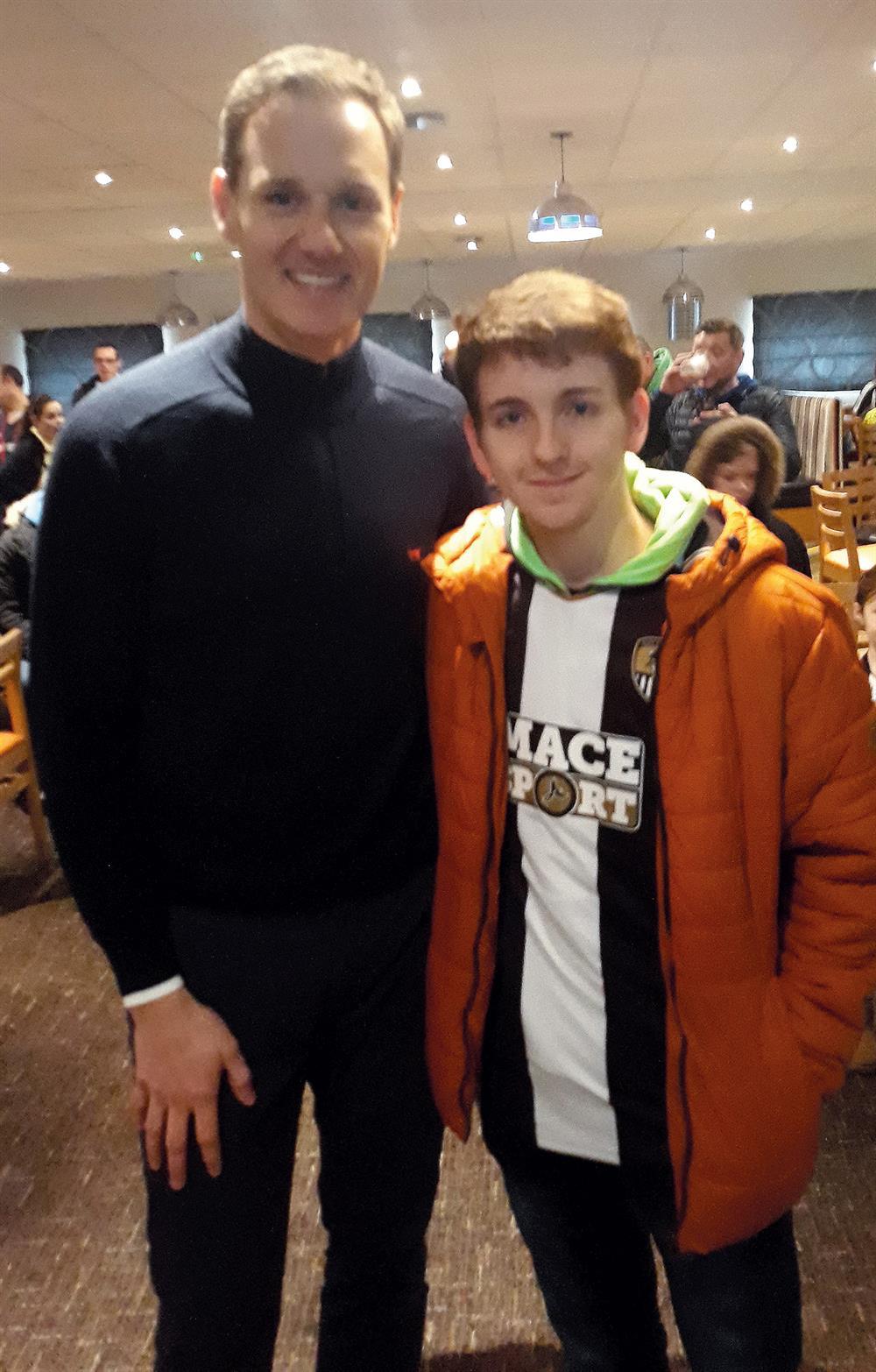 Magpies fan Declan (right) pictured with Football Focus presenter Dan Walker in the Broken Wheelbarrow ahead of the match.