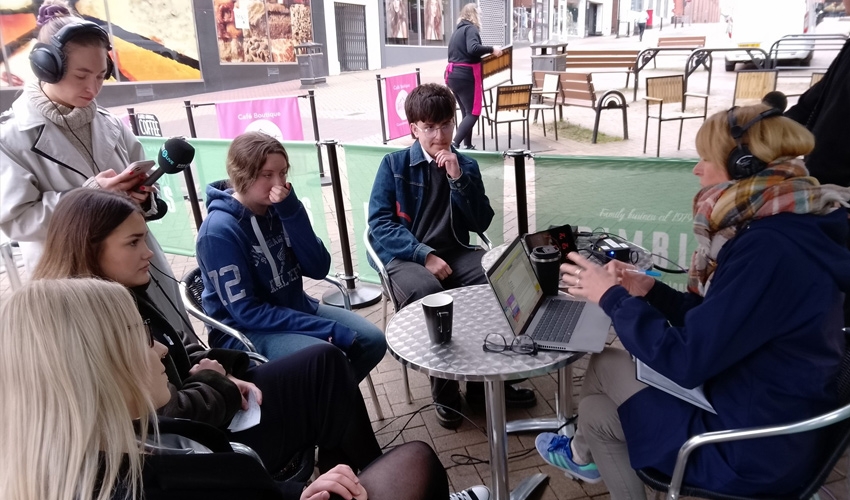 A-Level students went live on BBC Radio 5 Live, giving their views on Mansfield town, current affairs and local elections.