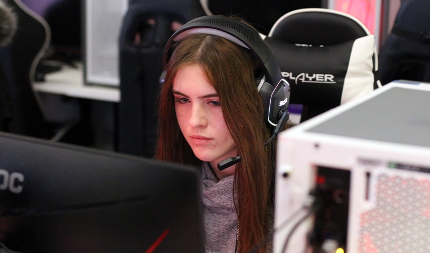 Practice with your team and compete in tournaments against other colleges across the world.