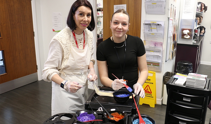 Guest Marie Hall presented the Nikki Cliff inspired holographic hair techniques to students.