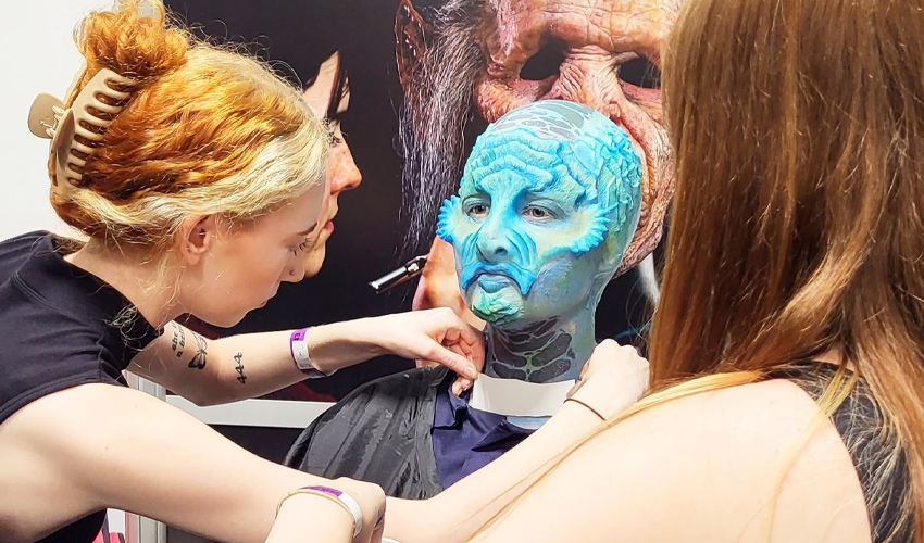 Students visited a prosthetics event at Coventry Arena seeing guest talks from MUAs in industry as well as watching make-up competitions.
